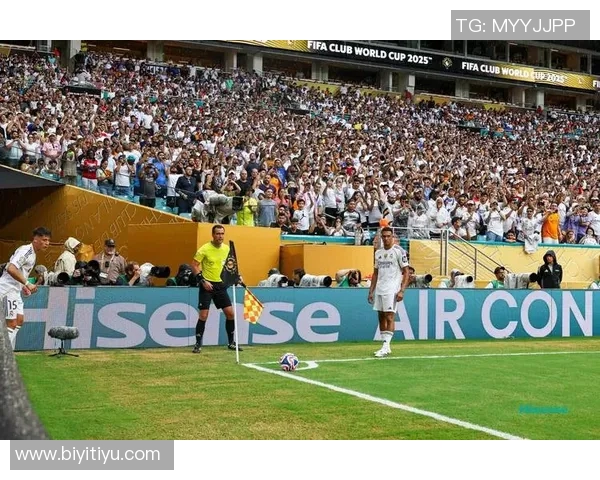 皇马与尤文高层会晤礼物传情展现友好合作意愿